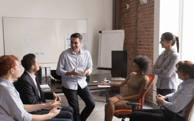 Coaching de equipos: estrategias para potenciar el rendimiento colectivo